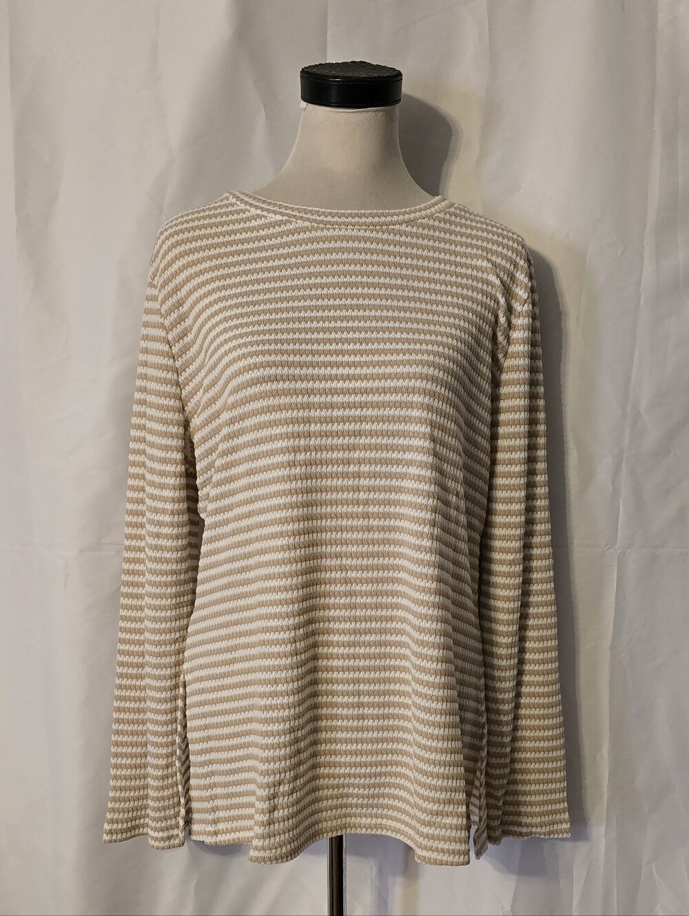 Iyicloth Beige & White Longsleeve Knit Shirt SZ XL
